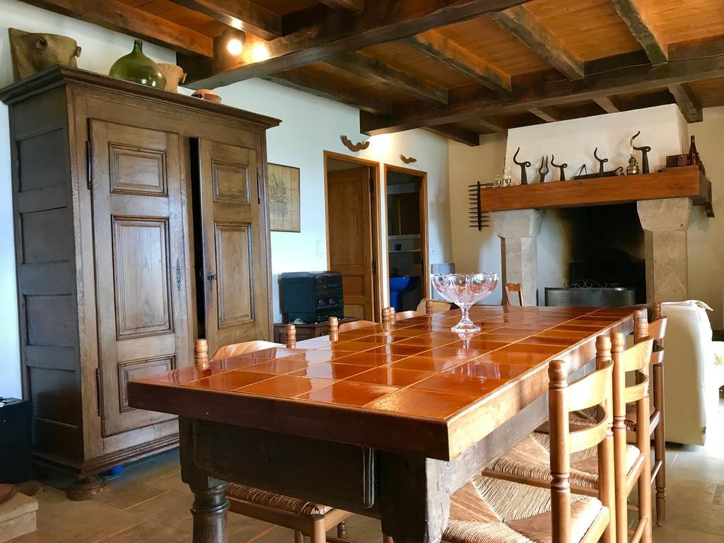 La Petite Maison Des Artistes Castelnau-Pégayrols الغرفة الصورة
