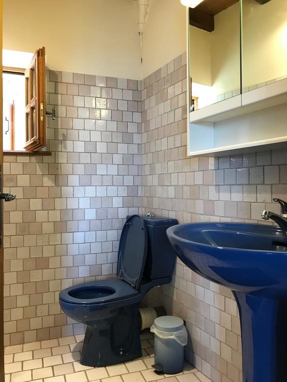 La Petite Maison Des Artistes Castelnau-Pégayrols الغرفة الصورة